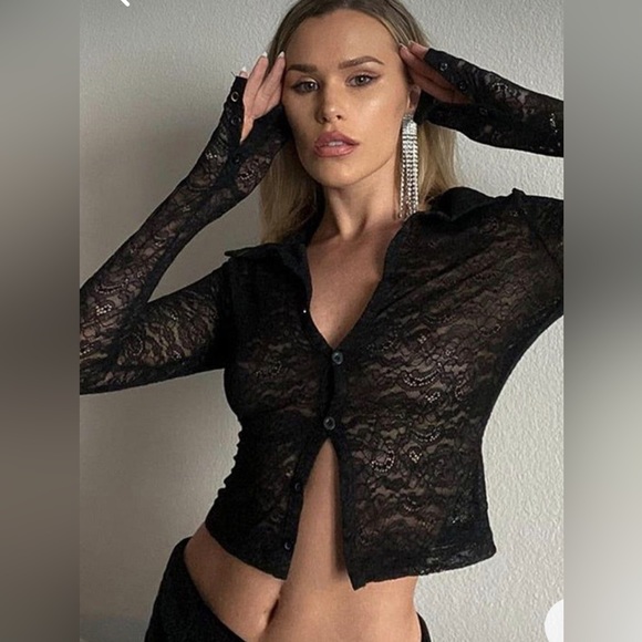 Dynamite Tops - Vintage Y2K lace Dynamite blouse